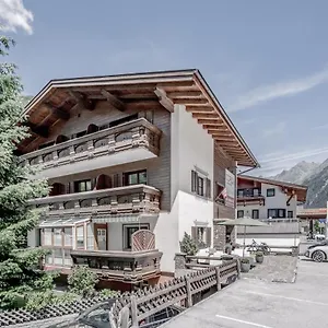 https://corsos-annabell-bed-breakfast.soldenhotels.net