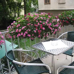 Hotel Pension Ani-Falstaff, Vienna